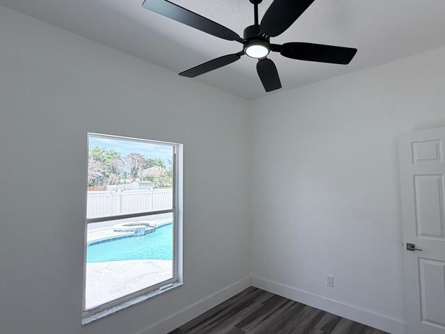 906 BERWICK DRIVE, Davenport, FL 33897