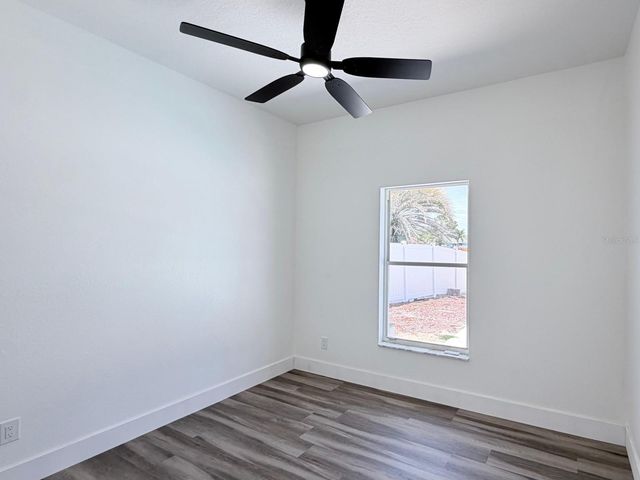 906 BERWICK DRIVE, Davenport, FL 33897