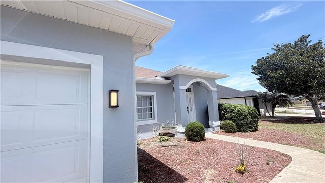 906 BERWICK DRIVE, Davenport, FL 33897
