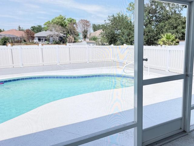 906 BERWICK DRIVE, Davenport, FL 33897