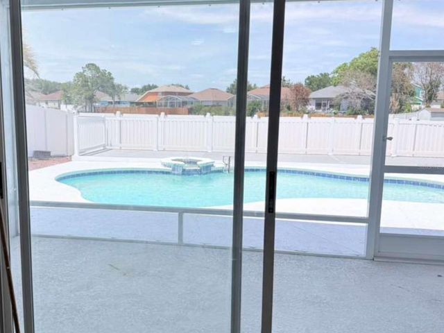 906 BERWICK DRIVE, Davenport, FL 33897