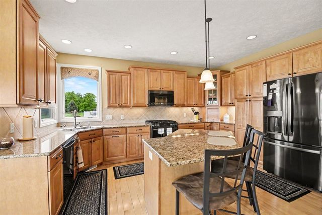 7844 Green Links Drive, Caledonia, MI 49316