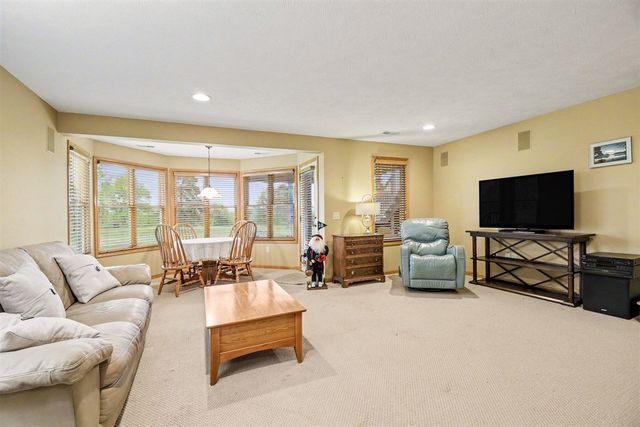 7844 Green Links Drive, Caledonia, MI 49316