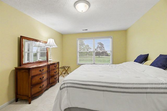 7844 Green Links Drive, Caledonia, MI 49316
