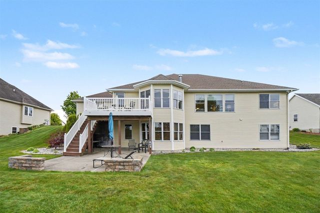 7844 Green Links Drive, Caledonia, MI 49316
