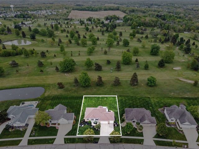 7844 Green Links Drive, Caledonia, MI 49316