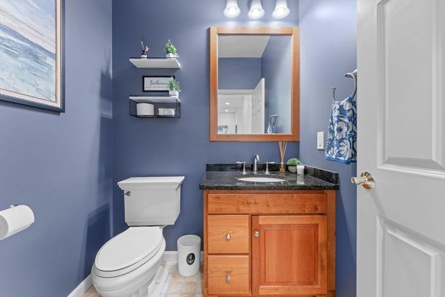 18 Crystal Hill Ter, Westwood, MA 02090