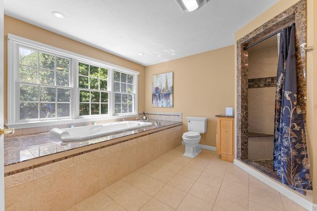 18 Crystal Hill Ter, Westwood, MA 02090