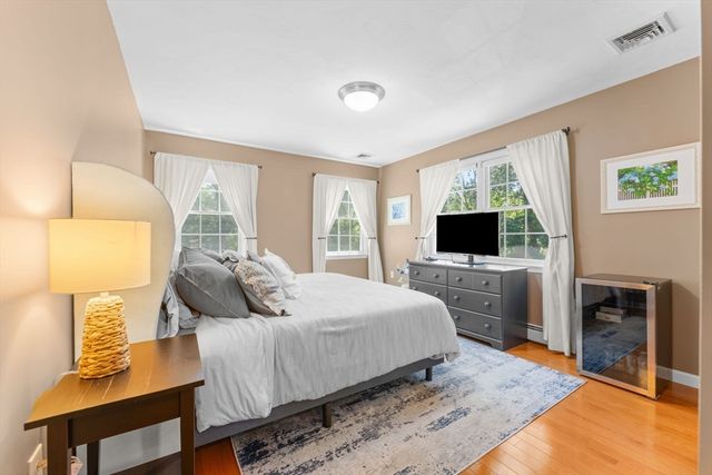 18 Crystal Hill Ter, Westwood, MA 02090