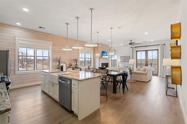 29 Water Street 6, Carlton Landing, OK 74432