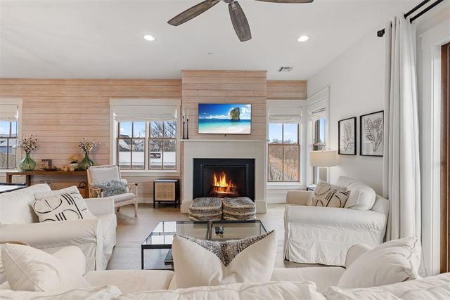 29 Water Street 6, Carlton Landing, OK 74432