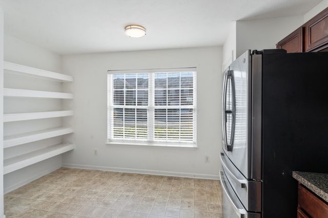 4016 George Buchanan Dr, La Vergne, TN 37086