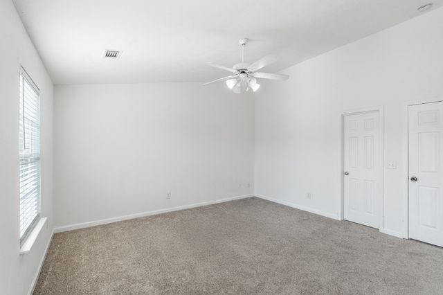 4016 George Buchanan Dr, La Vergne, TN 37086