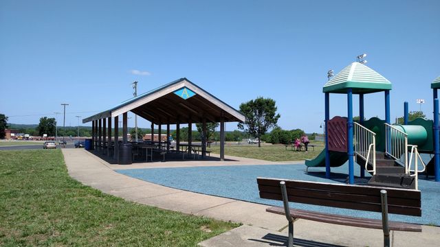 4016 George Buchanan Dr, La Vergne, TN 37086