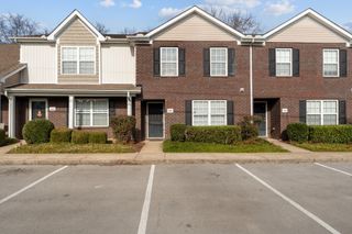 4016 George Buchanan Dr, La Vergne, TN 37086