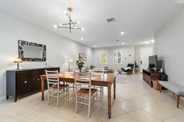 109 Glencullen Circle, Jupiter, FL 33458