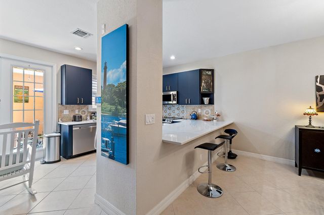109 Glencullen Circle, Jupiter, FL 33458