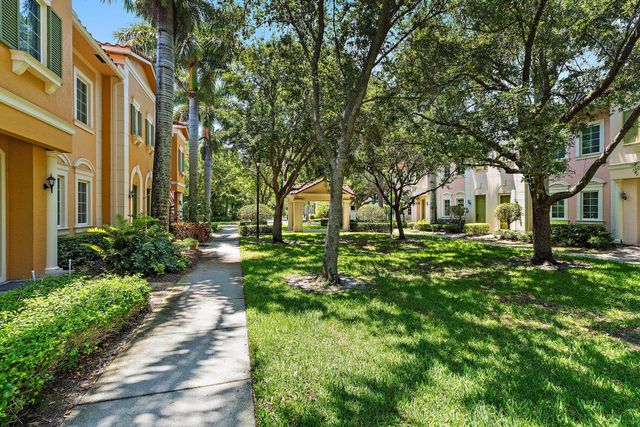 109 Glencullen Circle, Jupiter, FL 33458