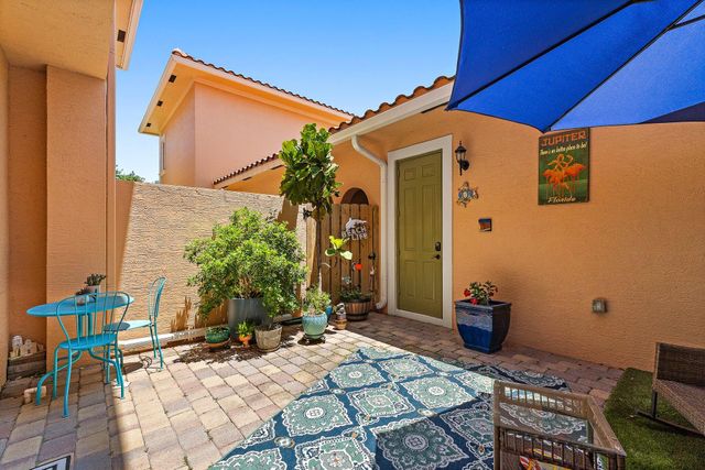 109 Glencullen Circle, Jupiter, FL 33458