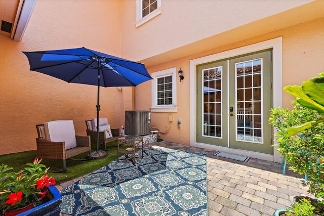 109 Glencullen Circle, Jupiter, FL 33458