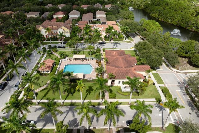 109 Glencullen Circle, Jupiter, FL 33458