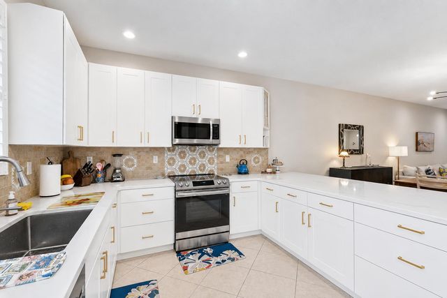 109 Glencullen Circle, Jupiter, FL 33458