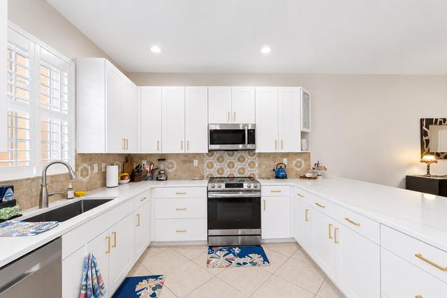 109 Glencullen Circle, Jupiter, FL 33458
