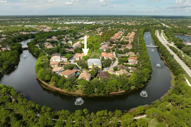 109 Glencullen Circle, Jupiter, FL 33458