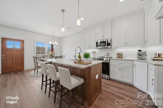 4957 Southview Drive, Hickory, NC 28602