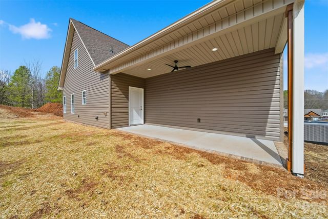 4957 Southview Drive, Hickory, NC 28602