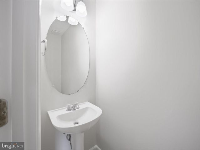 20129 DANIELS CIR, Hagerstown, MD 21742