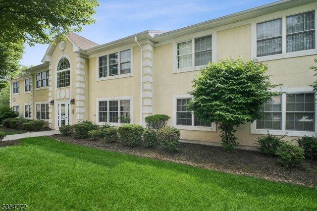 8 Cellar Ave 8, Clark Twp., NJ 07066