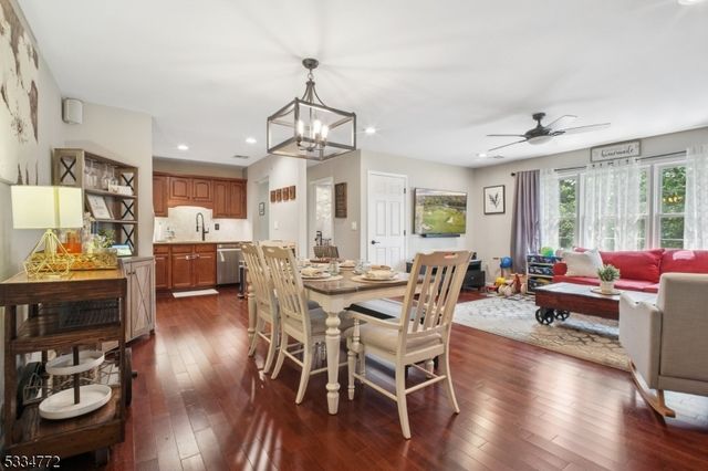 8 Cellar Ave 8, Clark Twp., NJ 07066