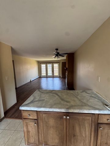 2328 Century Point Lane D, Glendale Heights, IL 60139