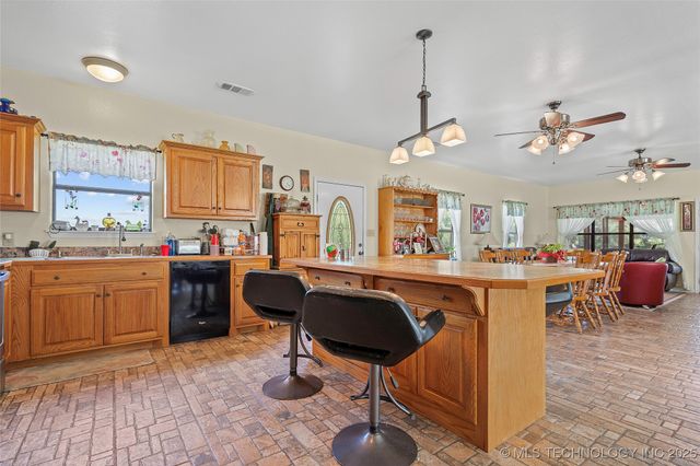 13605 Memorial, Wilson, OK 73463