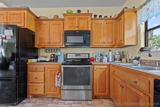 13605 Memorial, Wilson, OK 73463