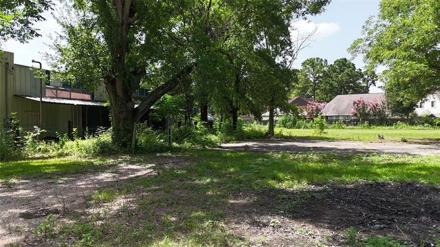 10005 Cypress North Houston Road, Houston, TX 77070