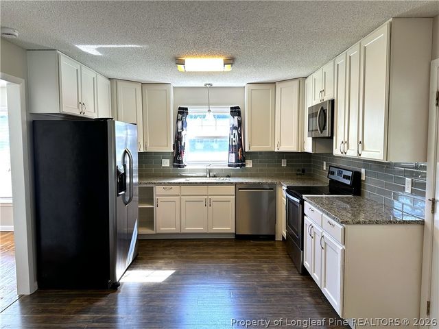 6221 Cool Shade Drive, Fayetteville, NC 28303