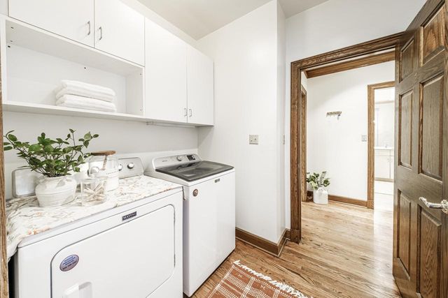 630 Park CIRCLE, Elm Grove, WI 53122