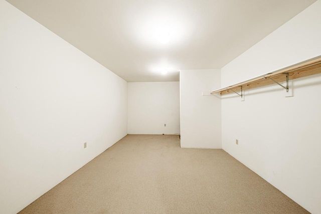 630 Park CIRCLE, Elm Grove, WI 53122