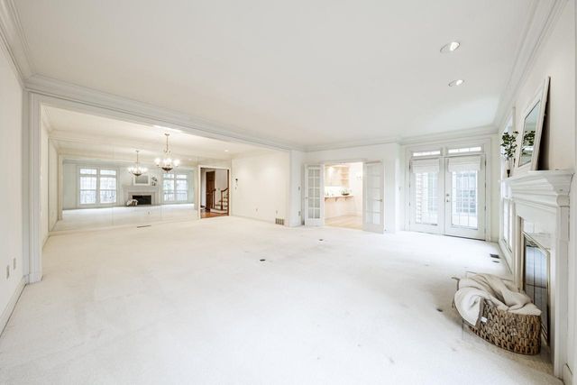 630 Park CIRCLE, Elm Grove, WI 53122