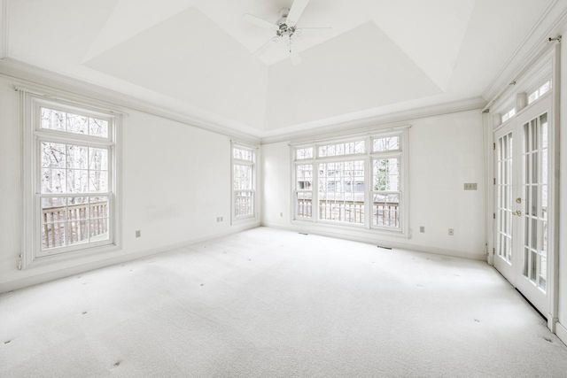 630 Park CIRCLE, Elm Grove, WI 53122