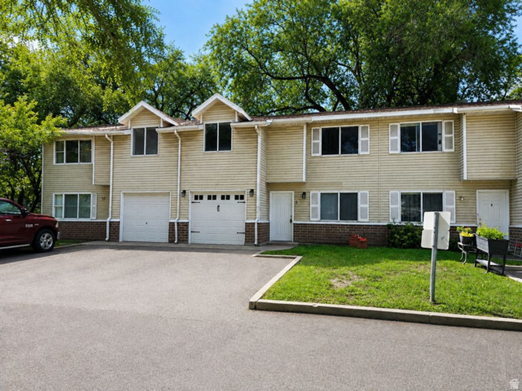 558 N REDWOOD RD #7-3, Salt Lake City, UT 84116 — exterior