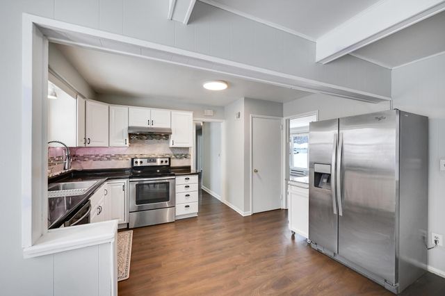 7220 Knox Avenue S, Richfield, MN 55423