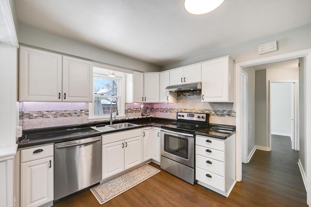 7220 Knox Avenue S, Richfield, MN 55423