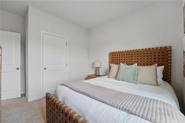 21045 W 217th Street, Spring Hill, KS 66083