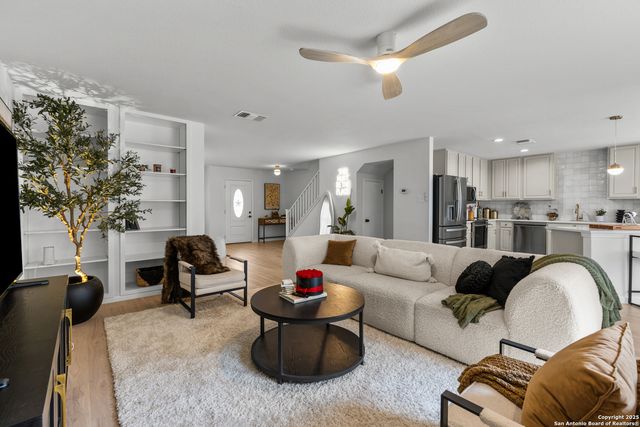 2414 Melrose Canyon, San Antonio, TX 78232