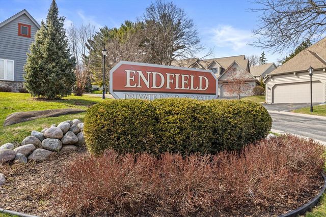 308 King William COURT, Waukesha, WI 53186