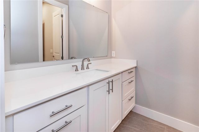 146 E South Street, Fayetteville, AR 72701