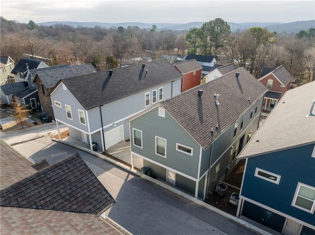 146 E South Street, Fayetteville, AR 72701